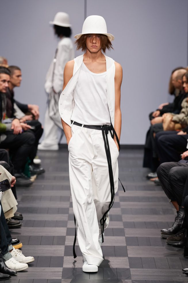 00036-ann-demeulemeester-spring-22-rtw-paris-credit-gorunway