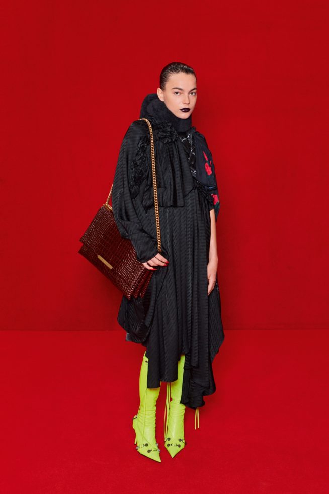 00039-balenciaga-rtw-spring22-paris-credit-brand
