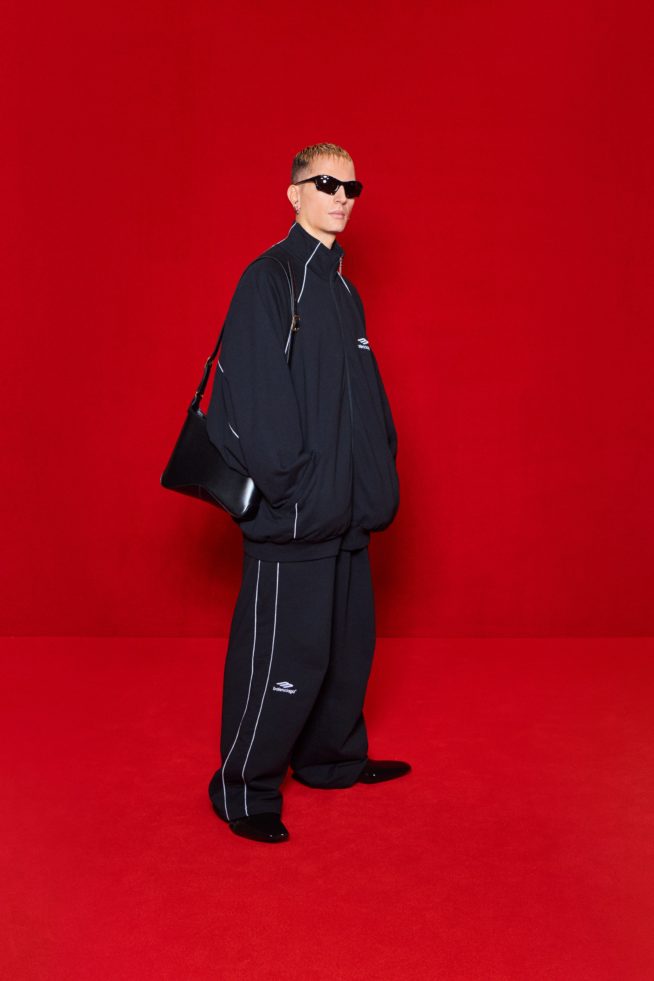 00040-balenciaga-rtw-spring22-paris-credit-brand