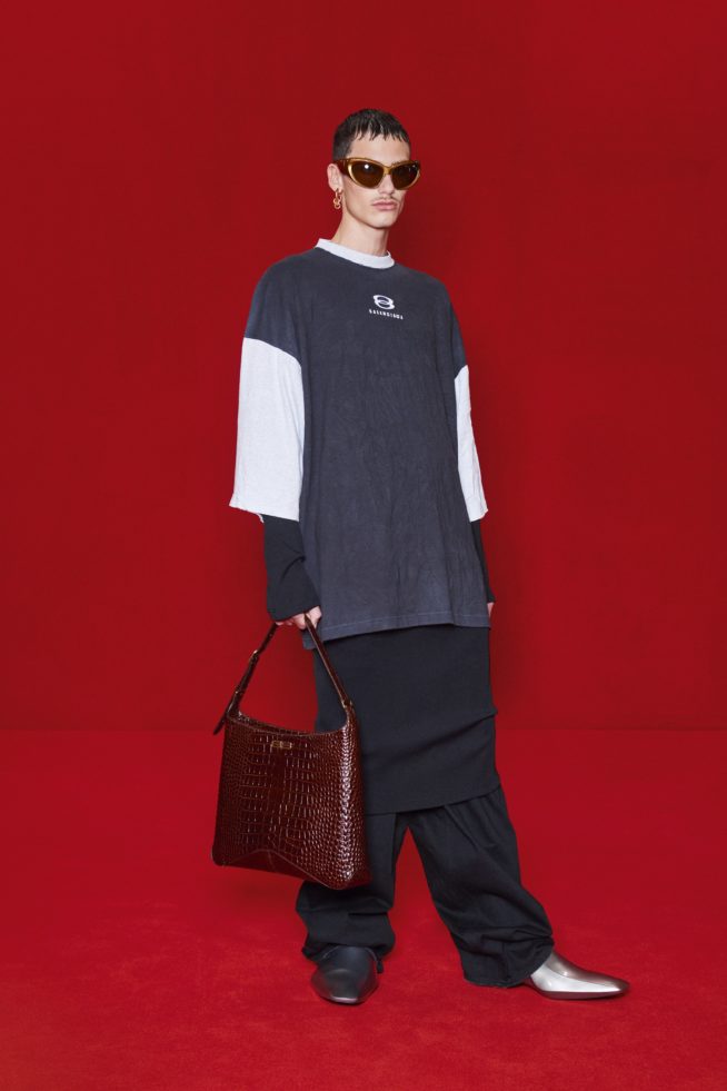 00042-balenciaga-rtw-spring22-paris-credit-brand