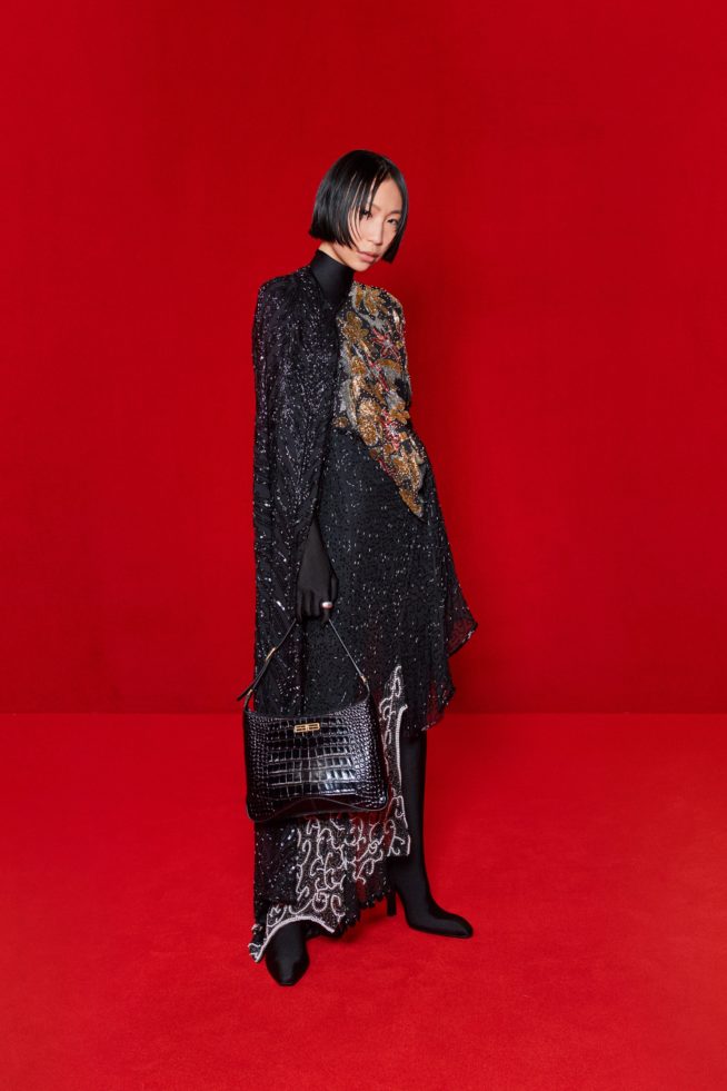 00055-balenciaga-rtw-spring22-paris-credit-brand