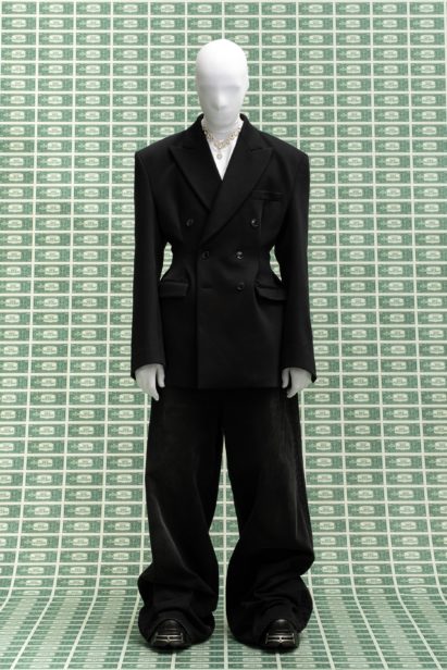 00002-vetements-fall-22-credit-gio-staiano