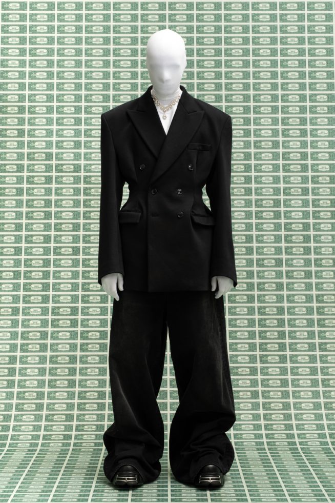 00002-vetements-fall-22-credit-gio-staiano