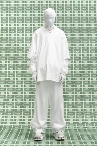 00009-vetements-fall-22-credit-gio-staiano