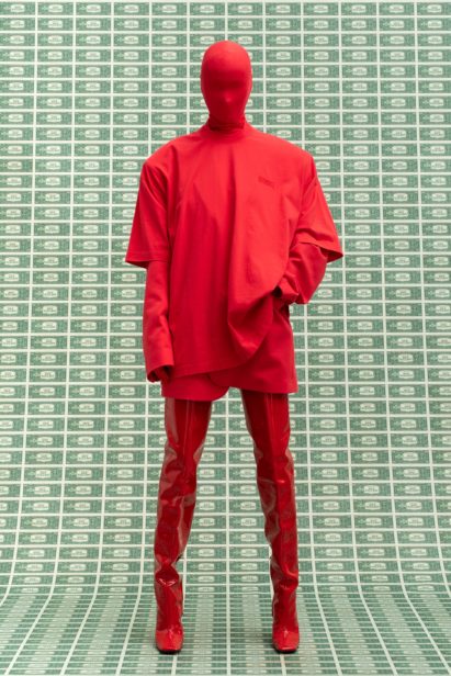 00022-vetements-fall-22-credit-gio-staiano