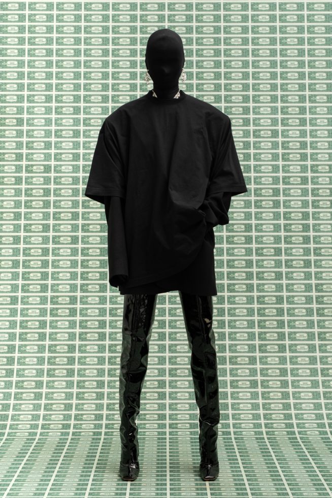 00026-vetements-fall-22-credit-gio-staiano