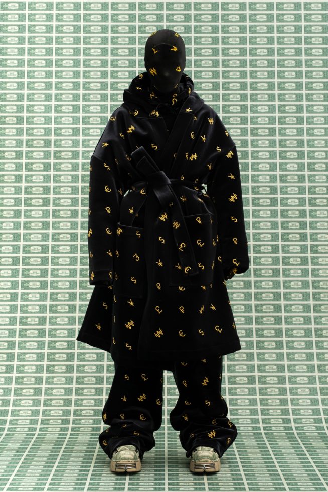 00030-vetements-fall-22-credit-gio-staiano