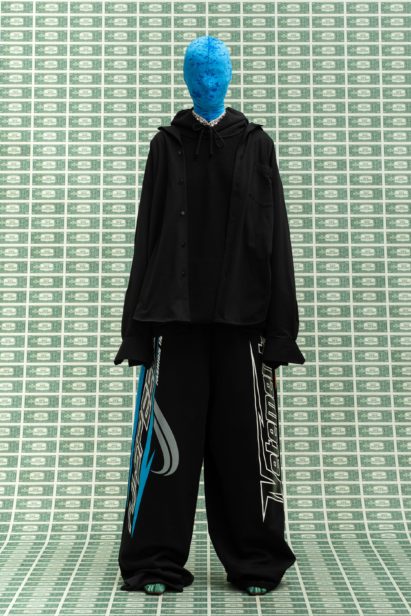 00035-vetements-fall-22-credit-gio-staiano
