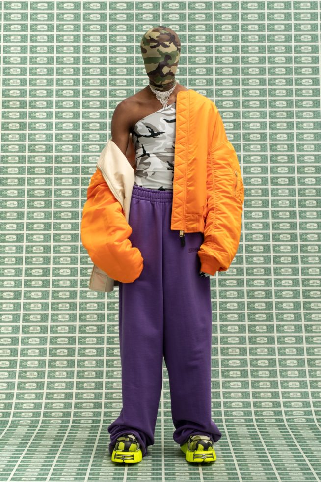 00037-vetements-fall-22-credit-gio-staiano