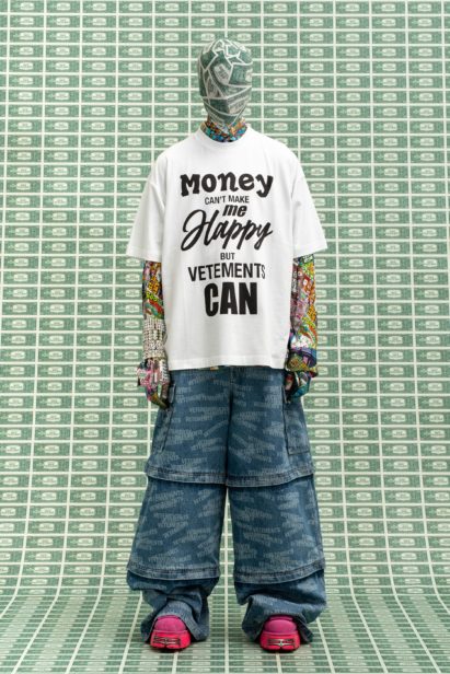 00045-vetements-fall-22-credit-gio-staiano