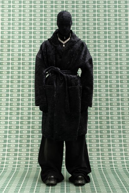 00046-vetements-fall-22-credit-gio-staiano