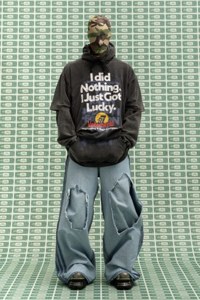 00050-vetements-fall-22-credit-gio-staiano