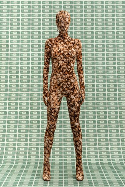 00053-vetements-fall-22-credit-gio-staiano