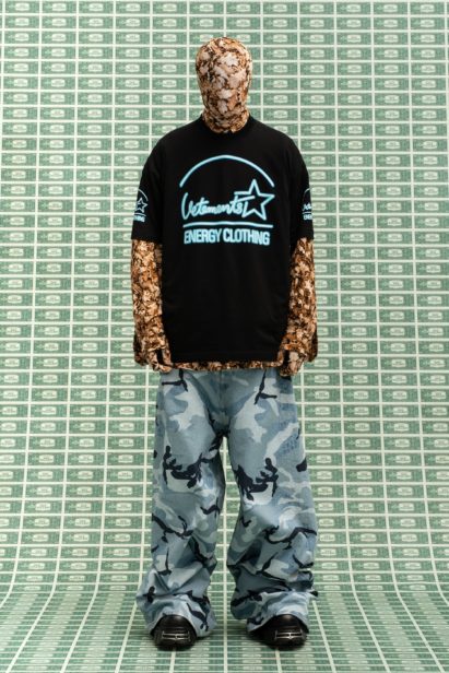 00055-vetements-fall-22-credit-gio-staiano