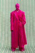 00063-vetements-fall-22-credit-gio-staiano