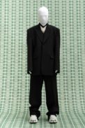 00070-vetements-fall-22-credit-gio-staiano