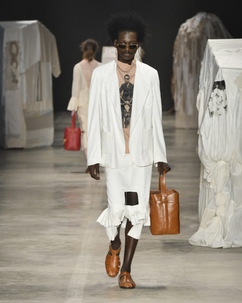 Angela Brito - SPFW N52


Foto: Ze Takahashi/ FOTOSITE