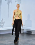 Desfile Agua de CocoColeção Tarsilafoto: Zé Takahashi / Fotosite