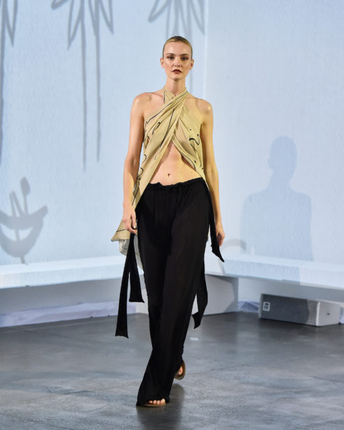 Desfile Agua de CocoColeção Tarsilafoto: Zé Takahashi / Fotosite