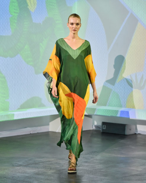 Desfile Agua de Coco

Coleção Tarsila

foto: Zé Takahashi / Fotosite