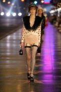look_009