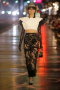 look_013