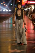look_025