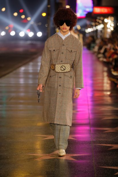 look_030