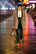 look_033
