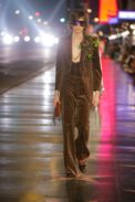 look_040