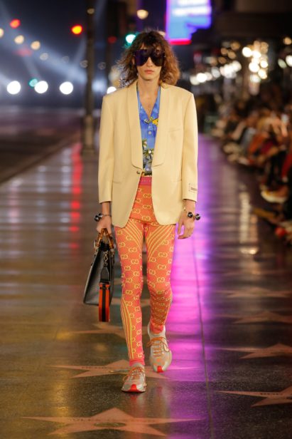 look_045