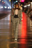 look_057