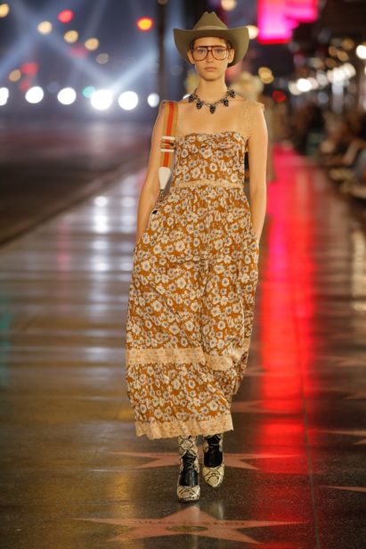 look_068