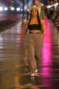 look_069