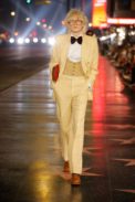 look_083