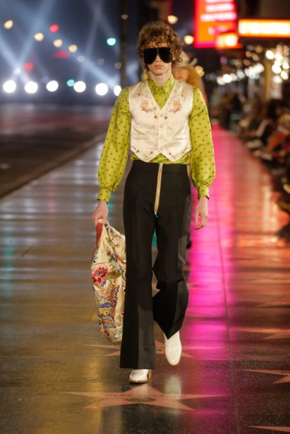 look_088