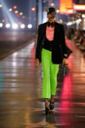 look_097