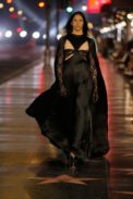 look_098