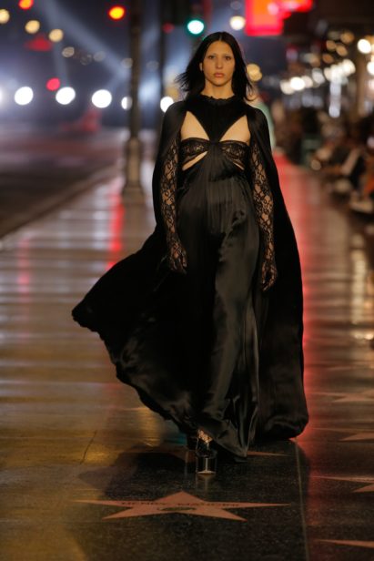 look_098