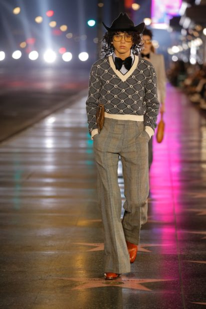 look_106