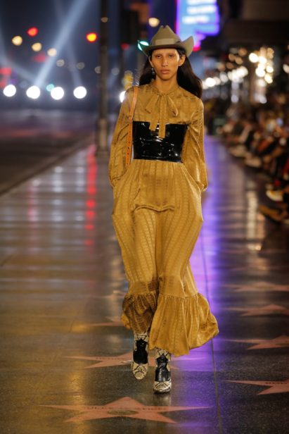 look_111