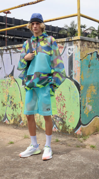 look-9