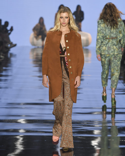 Lilly Sarti - SPFW N52


Foto: Ze Takahashi/ FOTOSITE