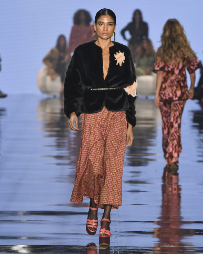 Lilly Sarti - SPFW N52


Foto: Ze Takahashi/ FOTOSITE