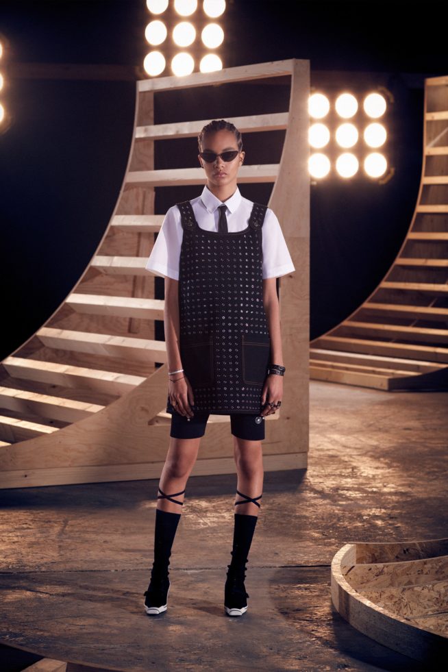 00024-christiandior-prefall-22-paris-credit-brand