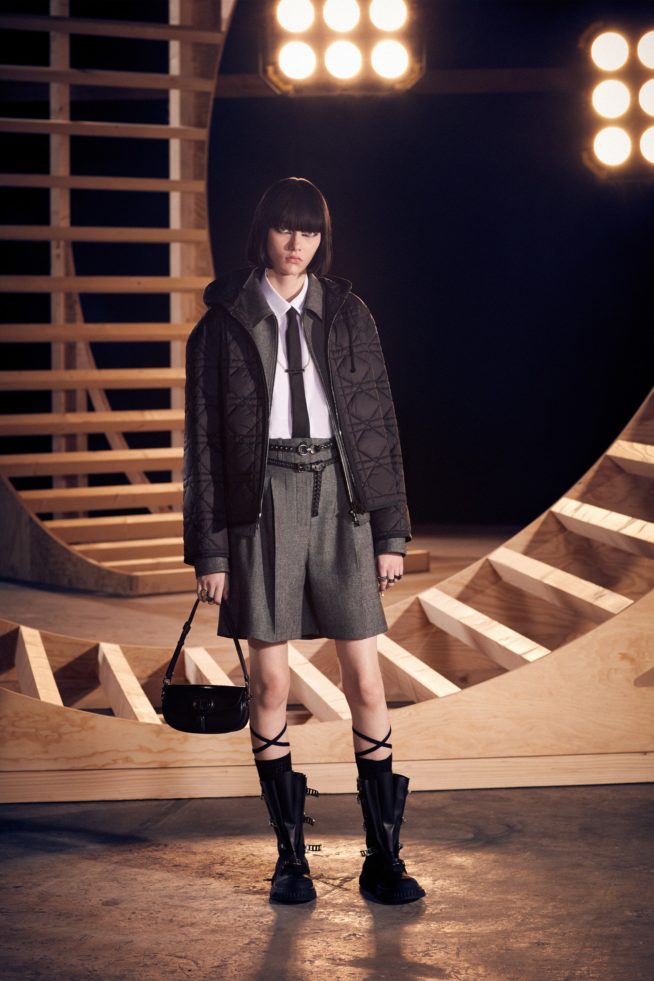 00026-christiandior-prefall-22-paris-credit-brand