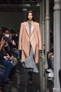00005-alaia-fall-22-paris-credit-brand