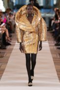 00005-schiaparelli-couture-spring-22-credit-gorunway