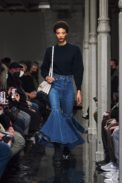 00006-alaia-fall-22-paris-credit-brand