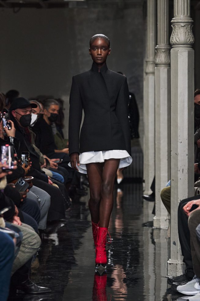 00008-alaia-fall-22-paris-credit-brand